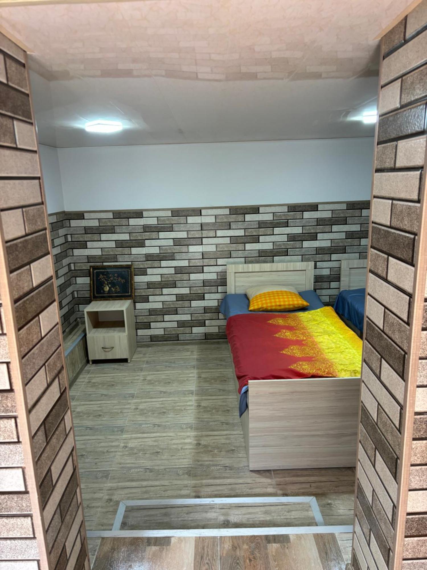 קוטאיסי Downtown Guest House מראה חיצוני תמונה