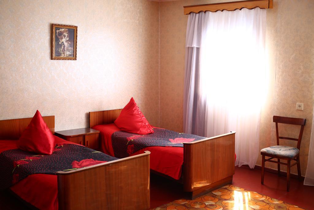 קוטאיסי Downtown Guest House מראה חיצוני תמונה