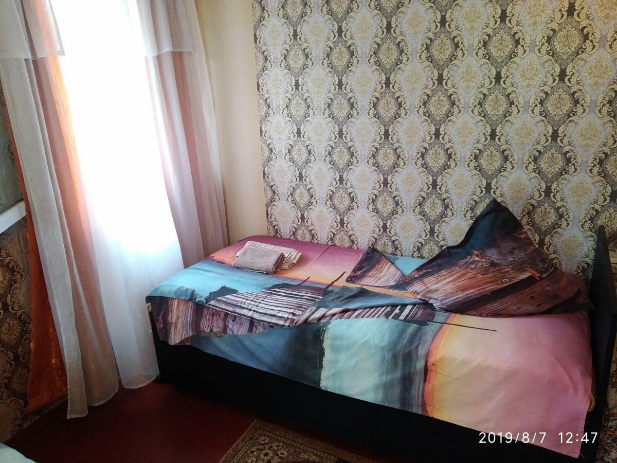 קוטאיסי Downtown Guest House מראה חיצוני תמונה
